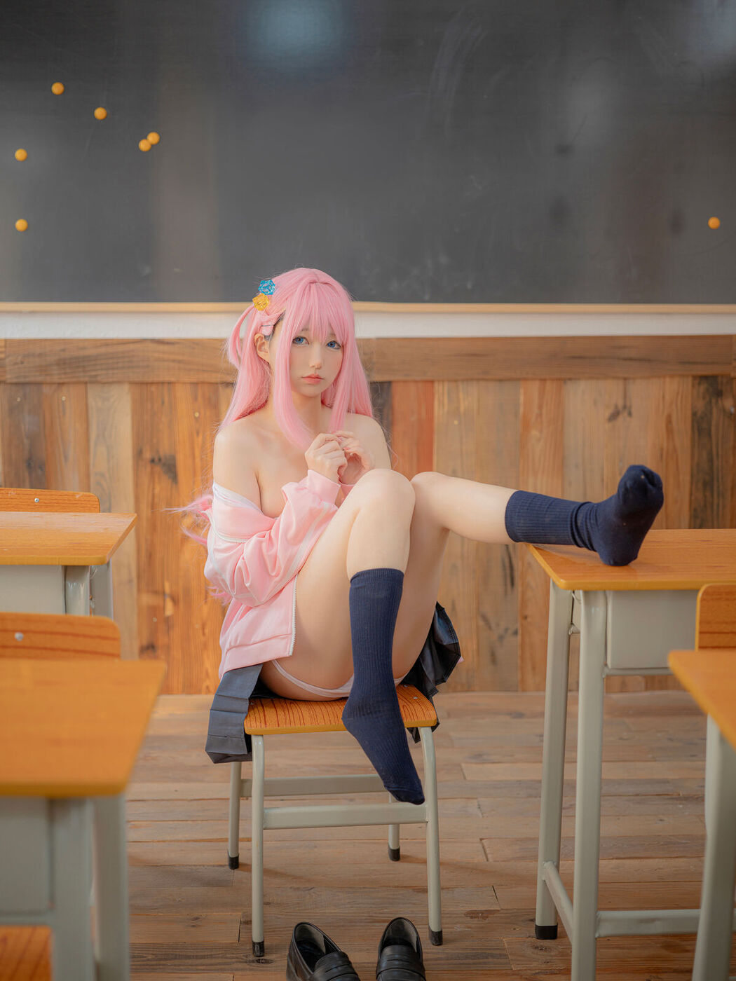 Coser@NAGISA魔物喵 – ぼっち ざ ろっく (81P)