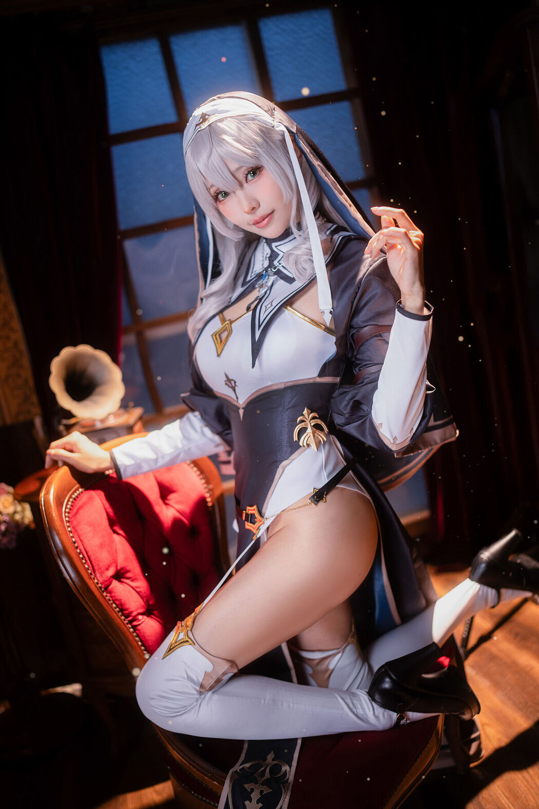 Coser@Ely_eee ElyEE子 &#8211; Shirogane Noel Nun (28P &#8211; 13V)