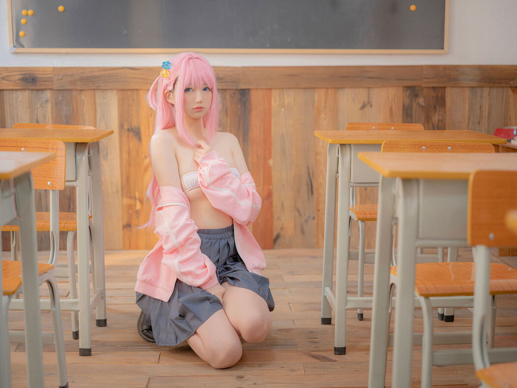 Coser@NAGISA魔物喵 – ぼっち ざ ろっく (81P)