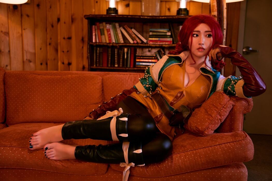 Coser@MisswarmJ – Triss Merigold (47P – 1V)