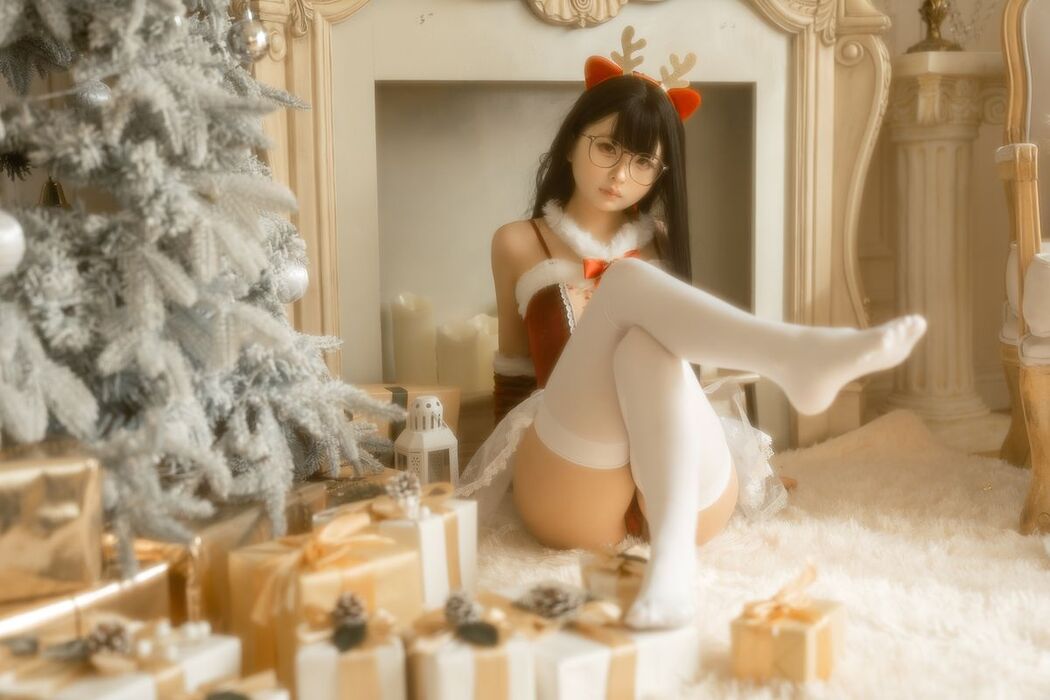 Coser@幼水铃衣 – 圣诞小鹿 (81P)