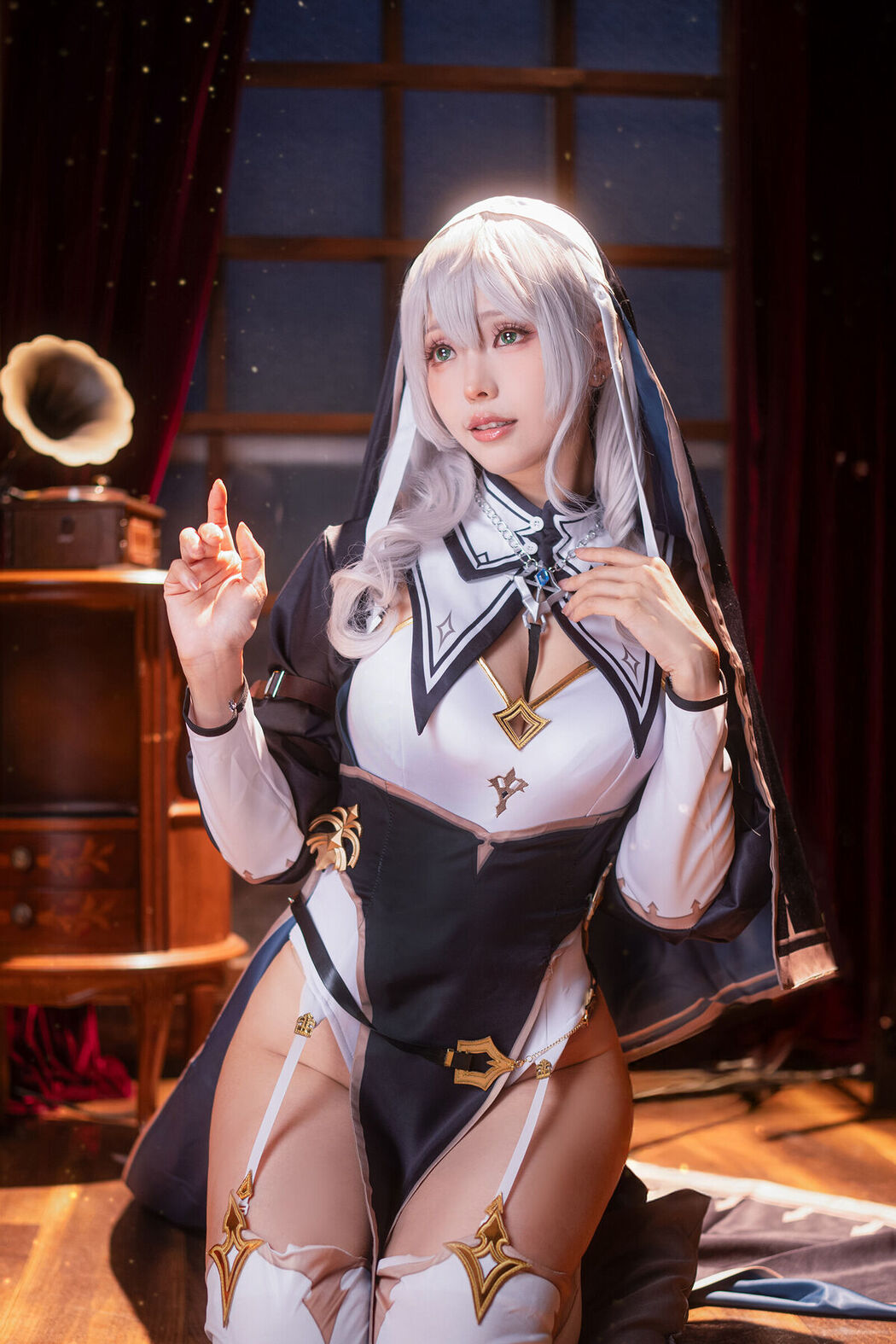 Coser@Ely_eee ElyEE子 &#8211; Shirogane Noel Nun (28P &#8211; 13V)