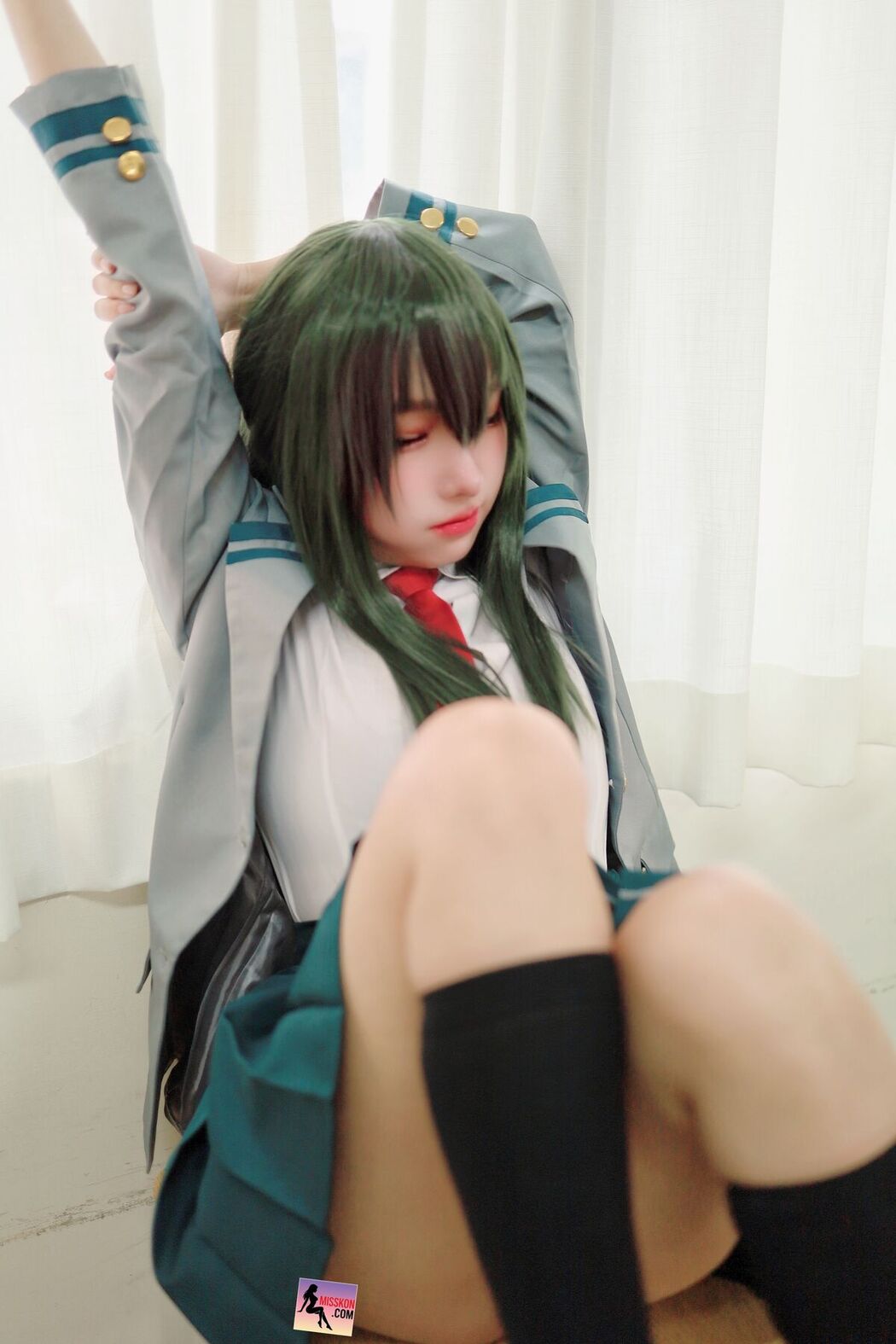 Coser@慕慕Momo – 學生服 自慰 啪啪 (30P – 3V)