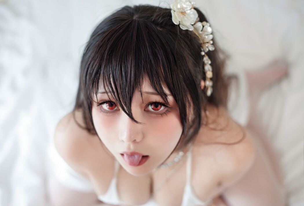 Coser@KANEKO_咔喵 – 大凤花嫁2.0 (74P – 1V)