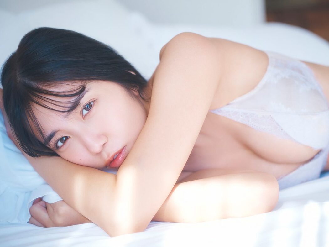 FLASH Kisumi Amau 天羽希純 エキゾチックLOVE