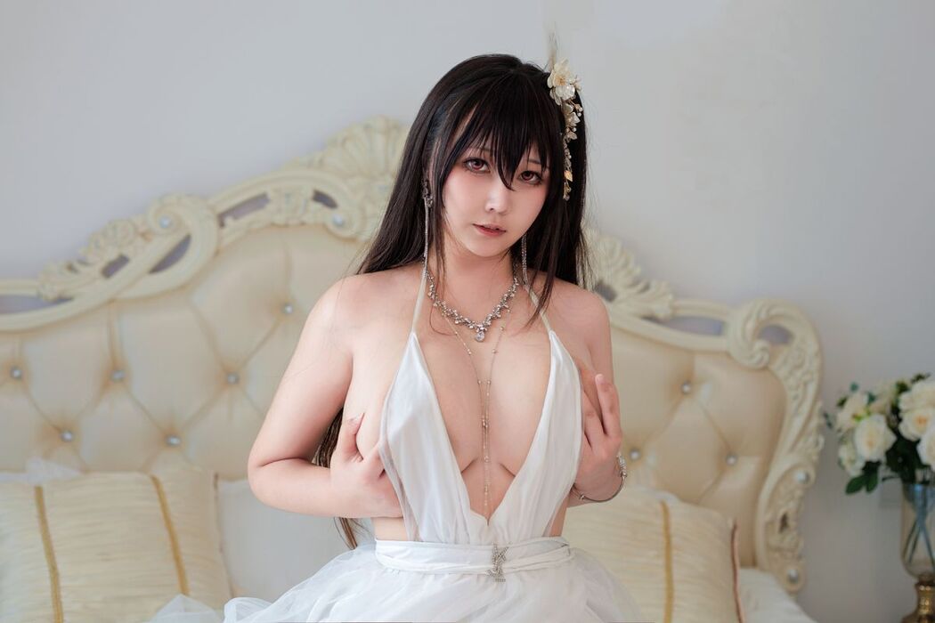 Coser@KANEKO_咔喵 – 大凤花嫁2.0 (74P – 1V)