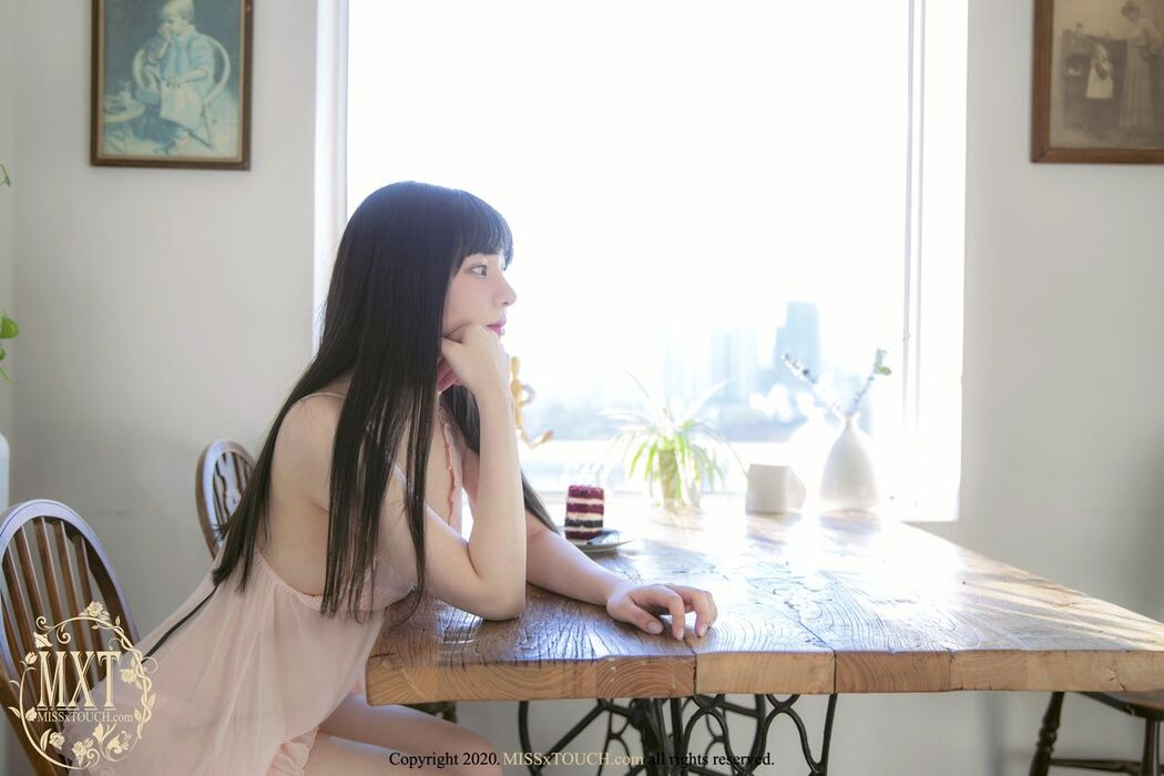 MISS TOUCH BYEOL 별 – Vol.22 A