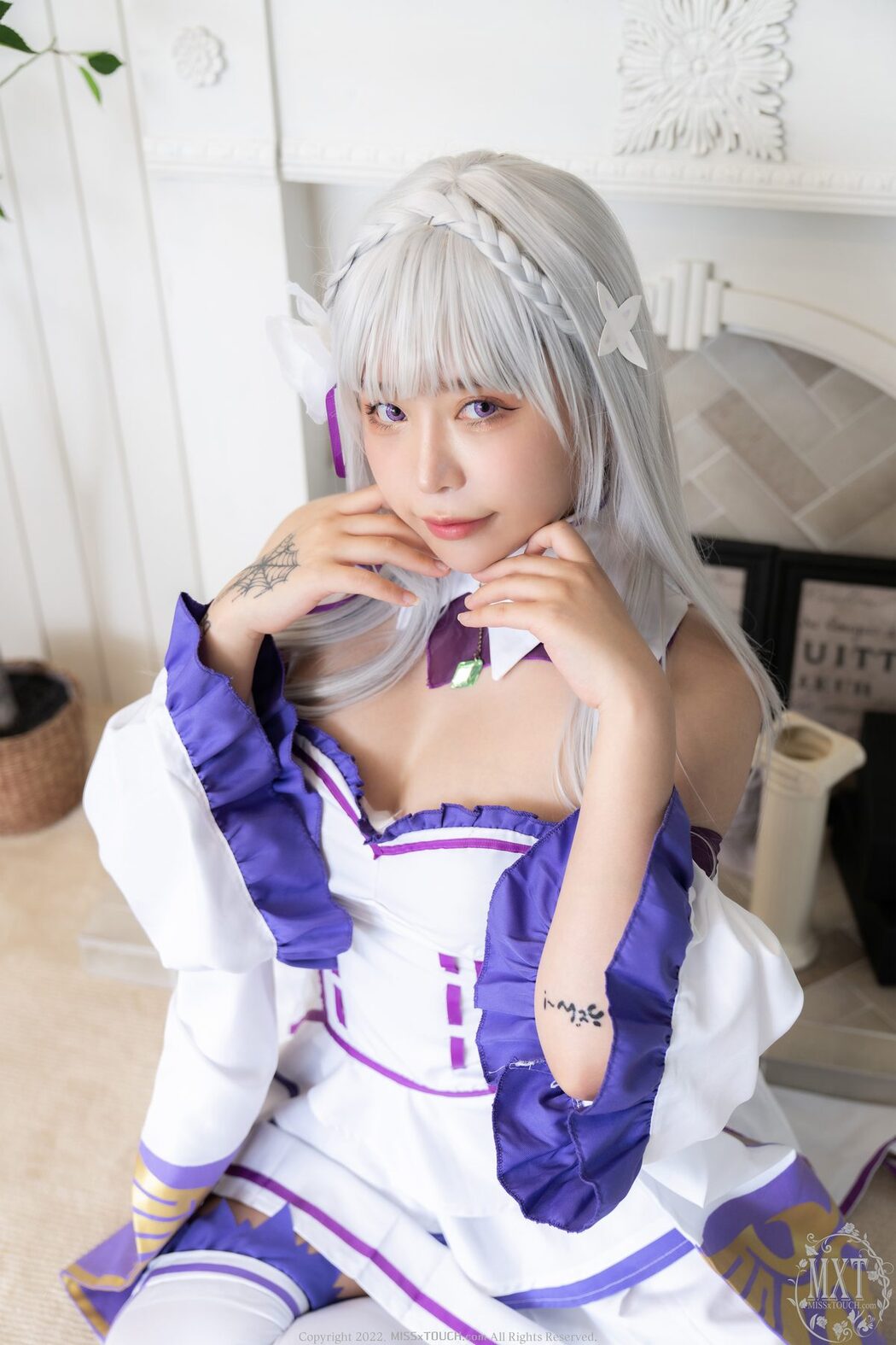 MISS TOUCH Yuna 유나 – Vol.52