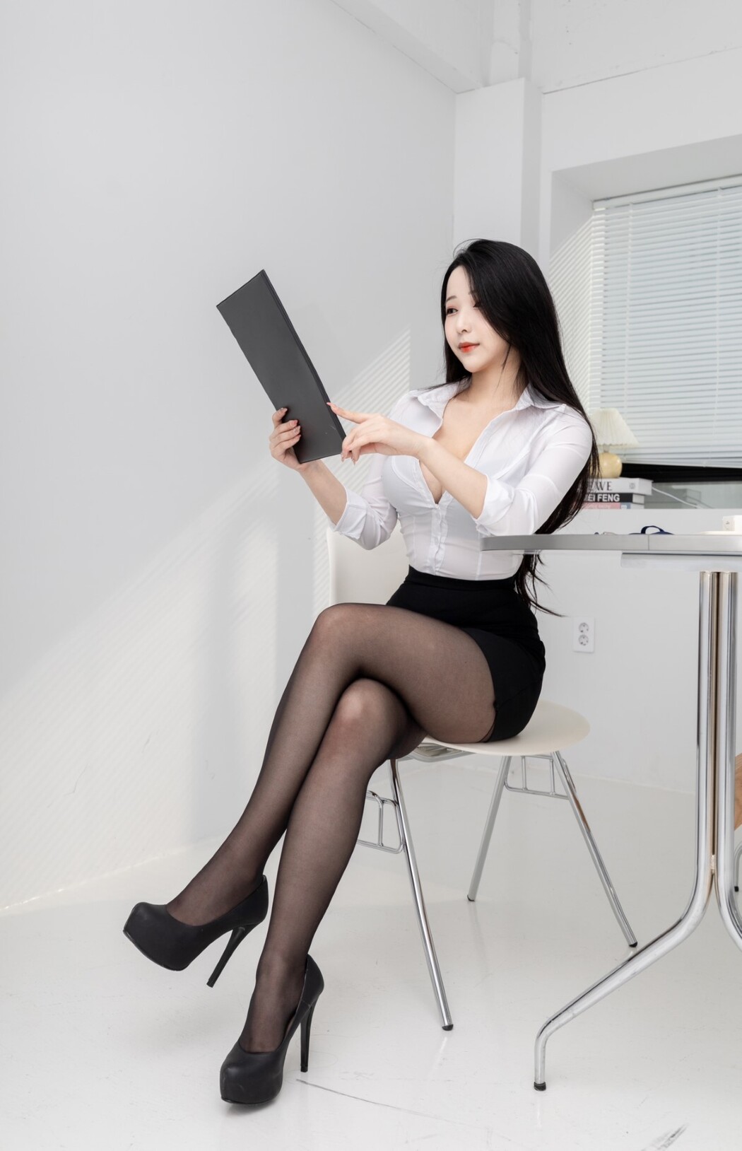 PUSSYLET Vol.38 Seolhwa 설화 – Office