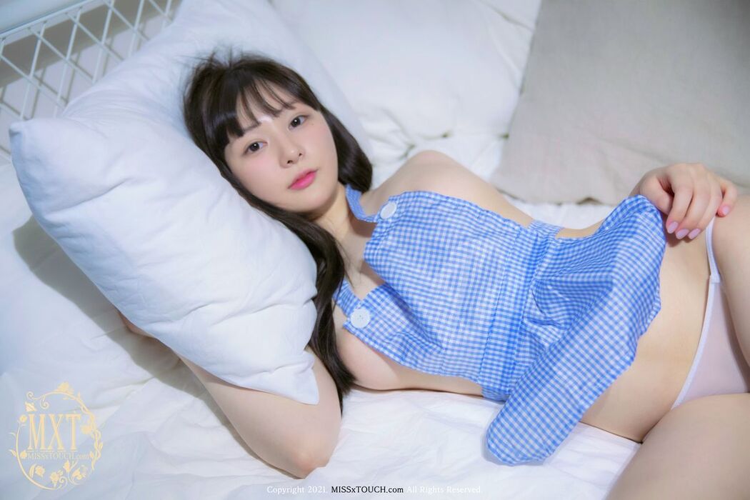 MISS TOUCH BYEOL 별 – Vol.22 A