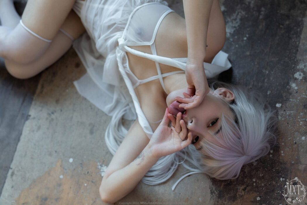 MISS TOUCH Yamu 야무 – Vol.53