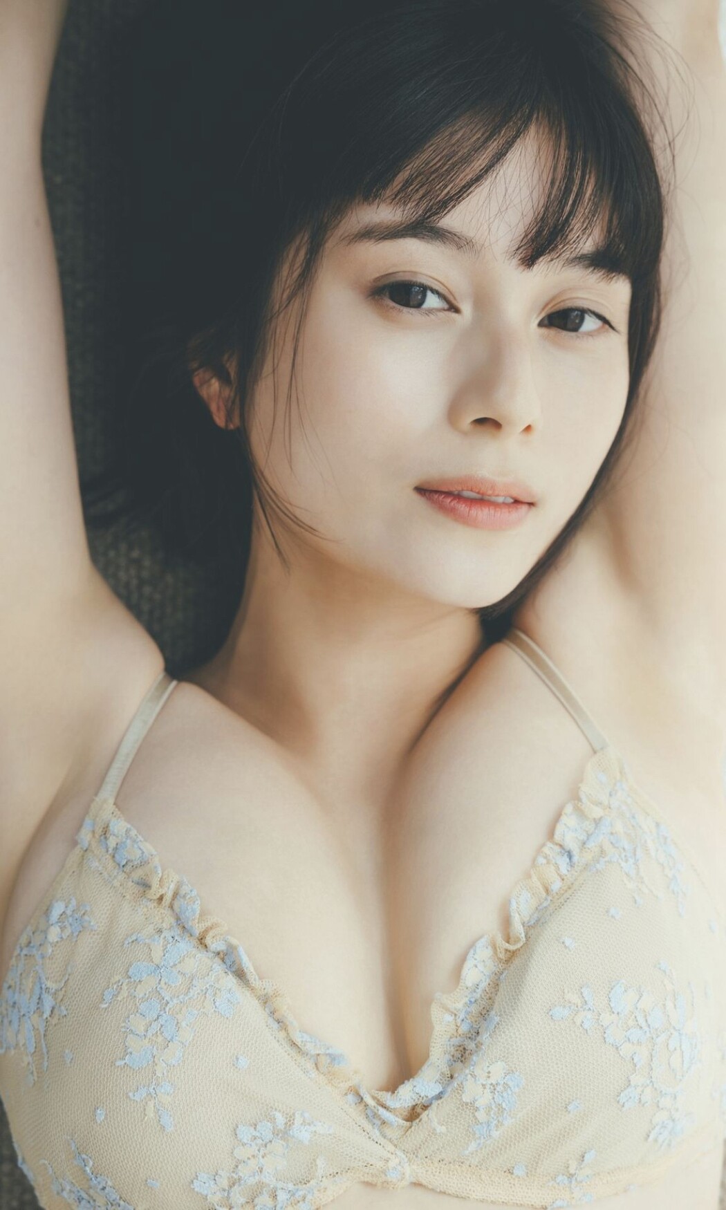 Weekly Photobook Sakurako Okubo 大久保桜子 – Dearest