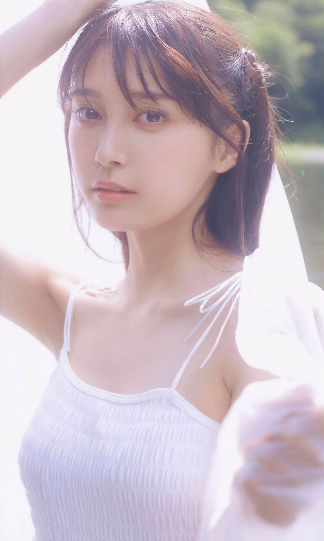 Weekly Playboy Photo Book 2022.08.29 Rina Koyama 小山璃奈 – Red Flower