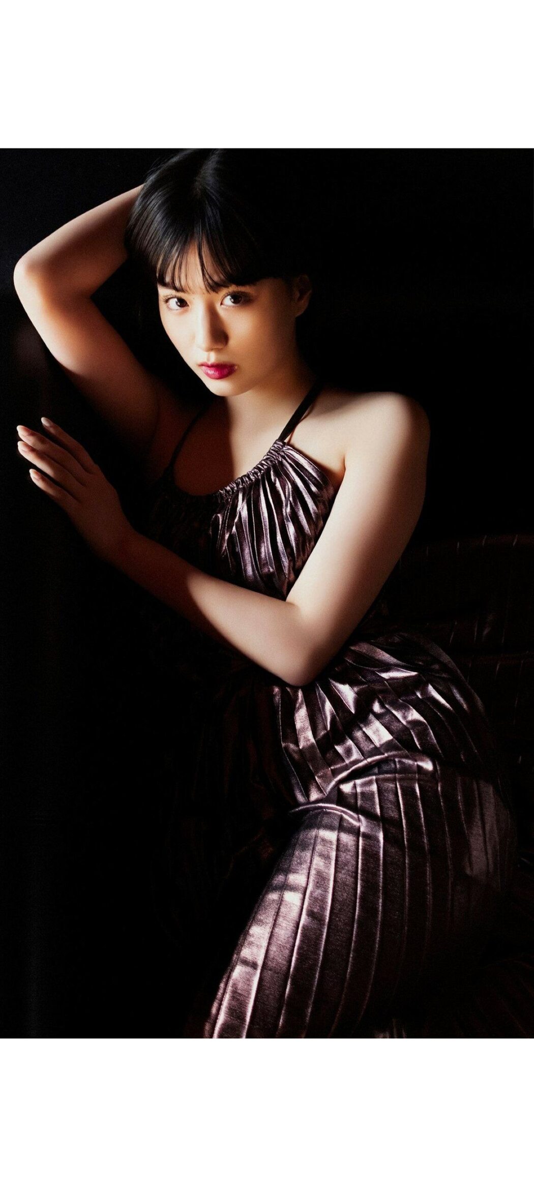 Weekly Photobook 2020-12-07 Noa Tsurushima 鶴嶋乃愛 – A natural actress 生まれながらにして女優