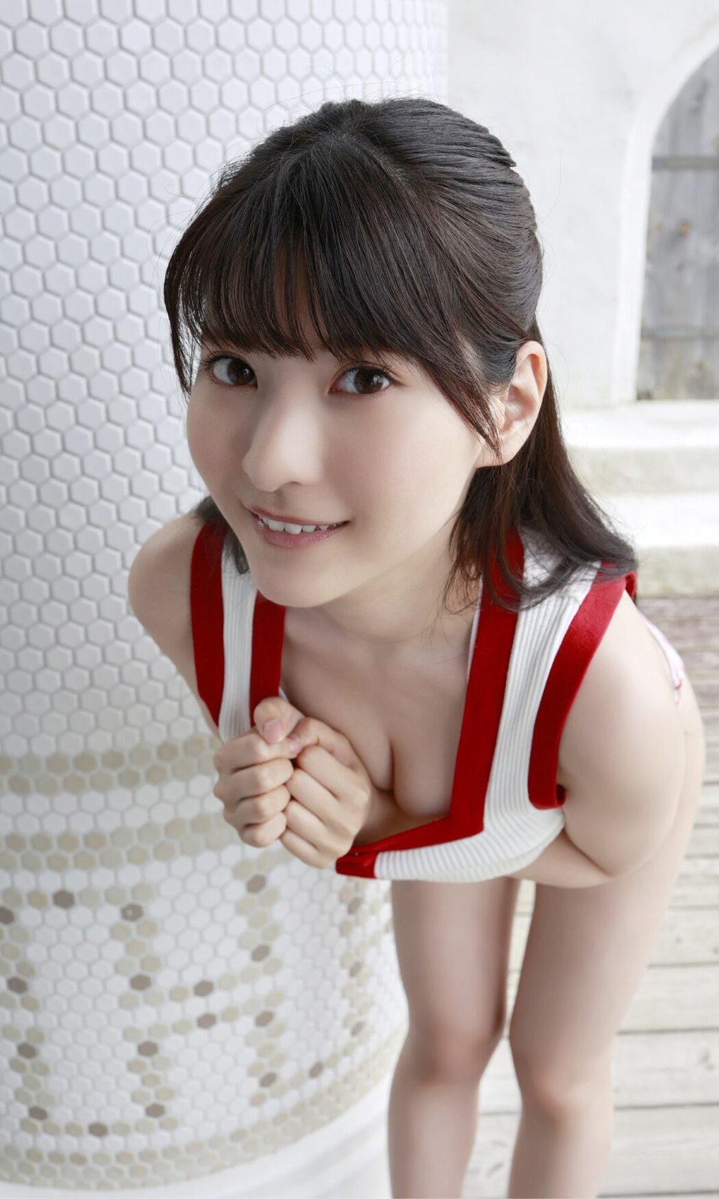 Weekly Photobook Rui Takanashi 小鳥遊るい – Tickle くすぐる 2022-07-04