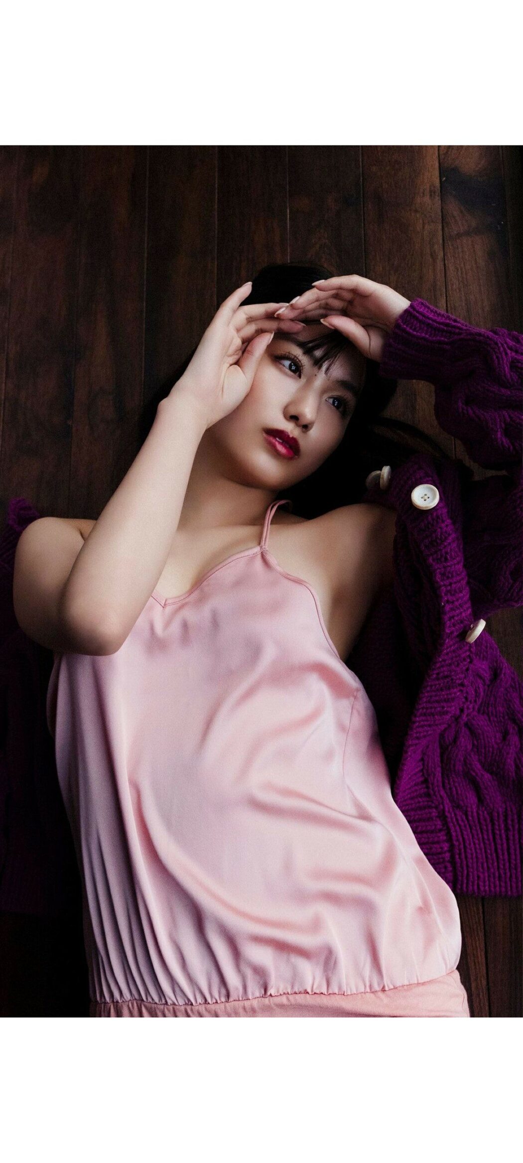 Weekly Photobook 2020-12-07 Noa Tsurushima 鶴嶋乃愛 – A natural actress 生まれながらにして女優