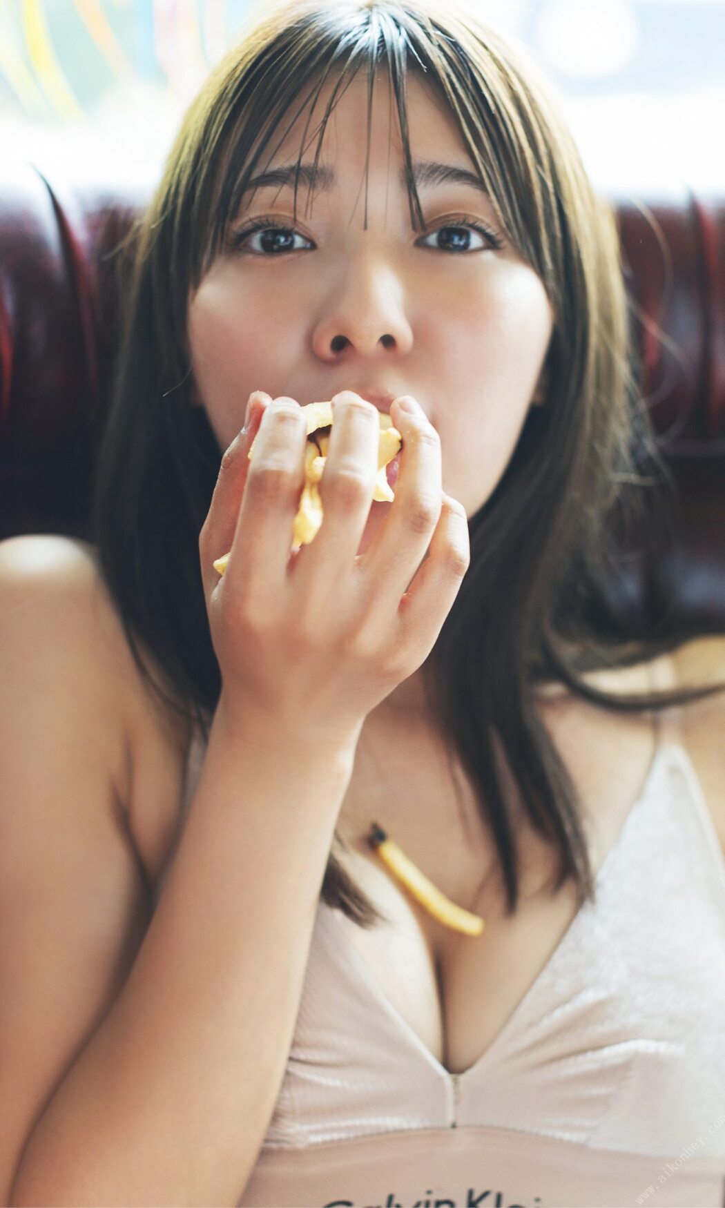 Weekly Photobook 2022-05-23 Asuka Kawazu 川津明日香 – It’s NEW