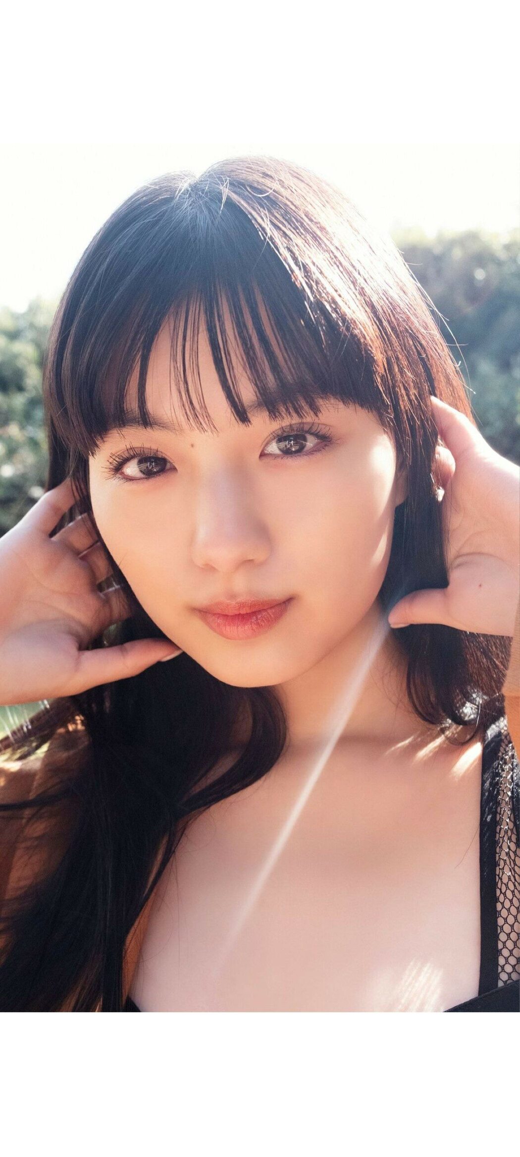 Weekly Photobook 2020-12-07 Noa Tsurushima 鶴嶋乃愛 – A natural actress 生まれながらにして女優