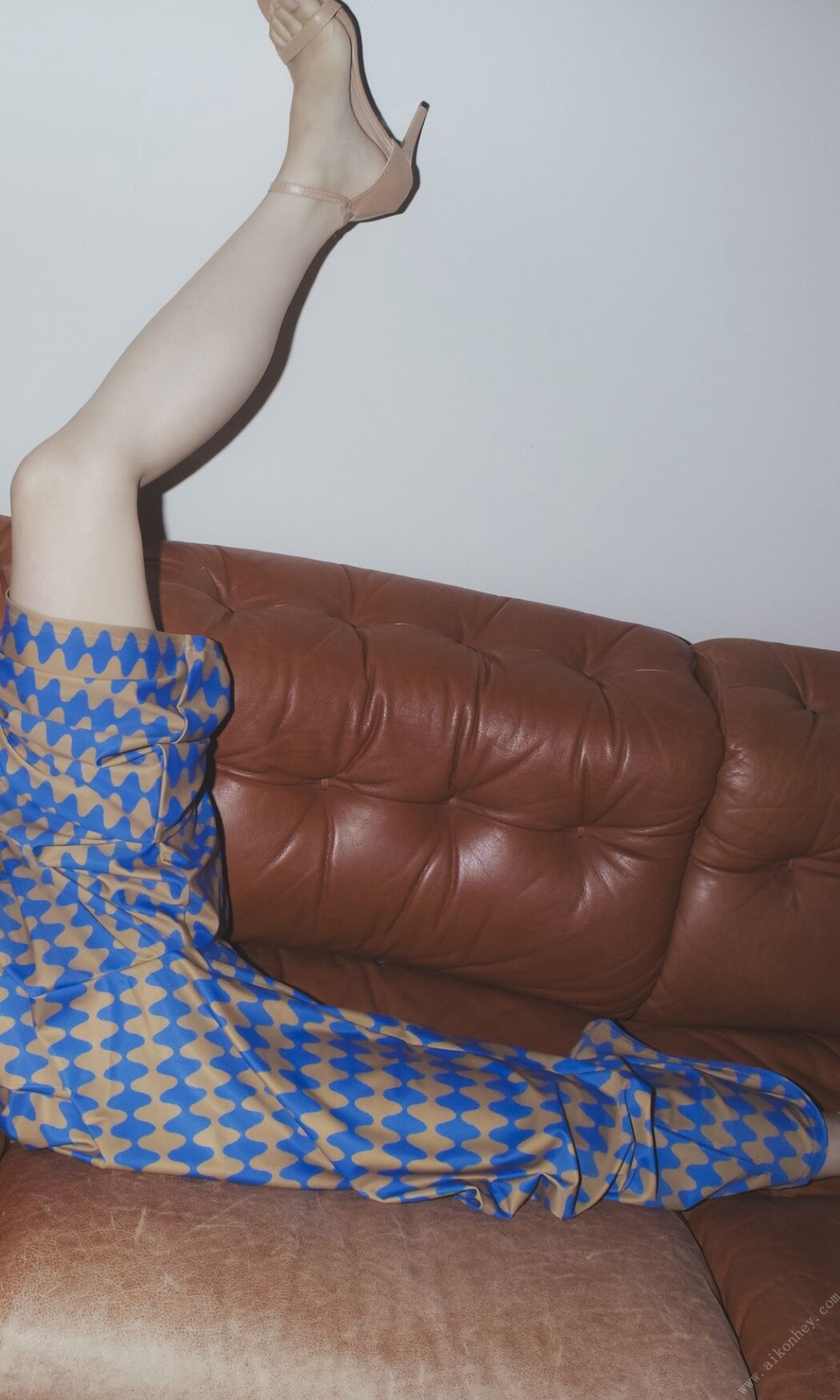 Weekly Photobook 2022-10-03 Makoto Okunaka 奥仲麻琴 – Happy Now