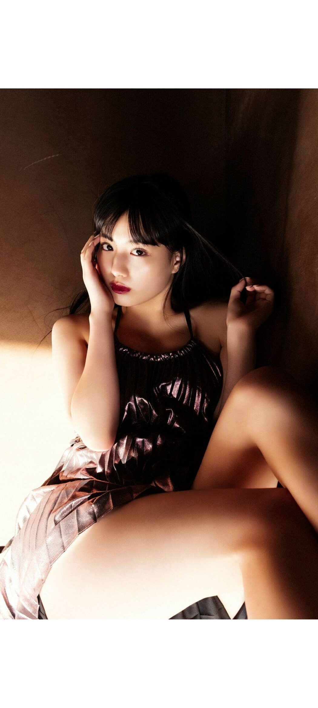 Weekly Photobook 2020-12-07 Noa Tsurushima 鶴嶋乃愛 – A natural actress 生まれながらにして女優