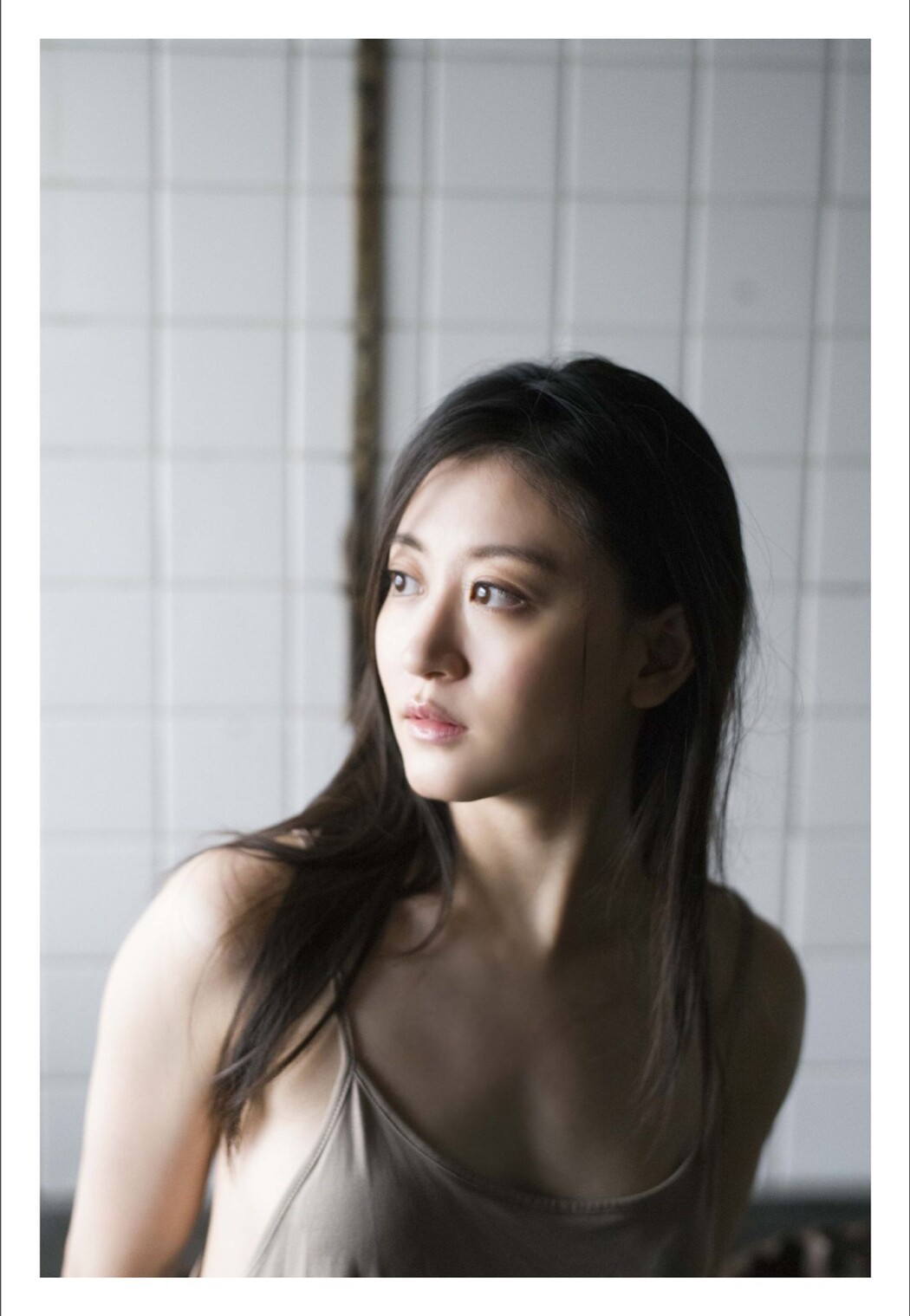 Weekly Photobook 2019-11-02 Kei Jonishi 上西恵 – Today Is Also A Beautiful Person