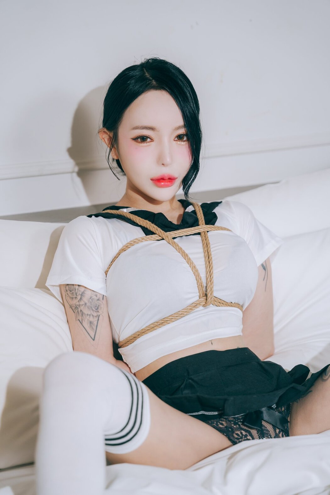 PUSSYLET Vol.49 Yuju No.1 Bondage