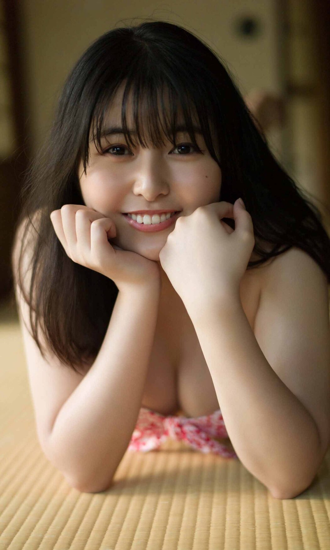 Weekly Photobook 2021-08-16 Sakina Tonchiki 頓知気さきな – Summer Goldfish
