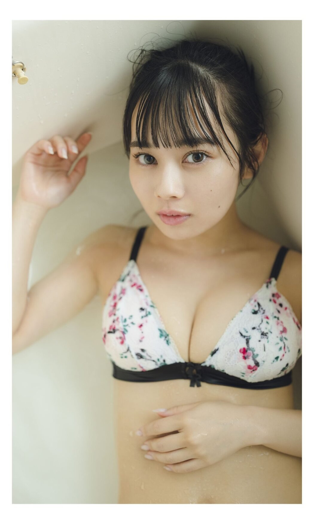 Weekly Photobook Saeko Kondo 近藤沙瑛子 – Actually I am . 実は私って 2022-07-04