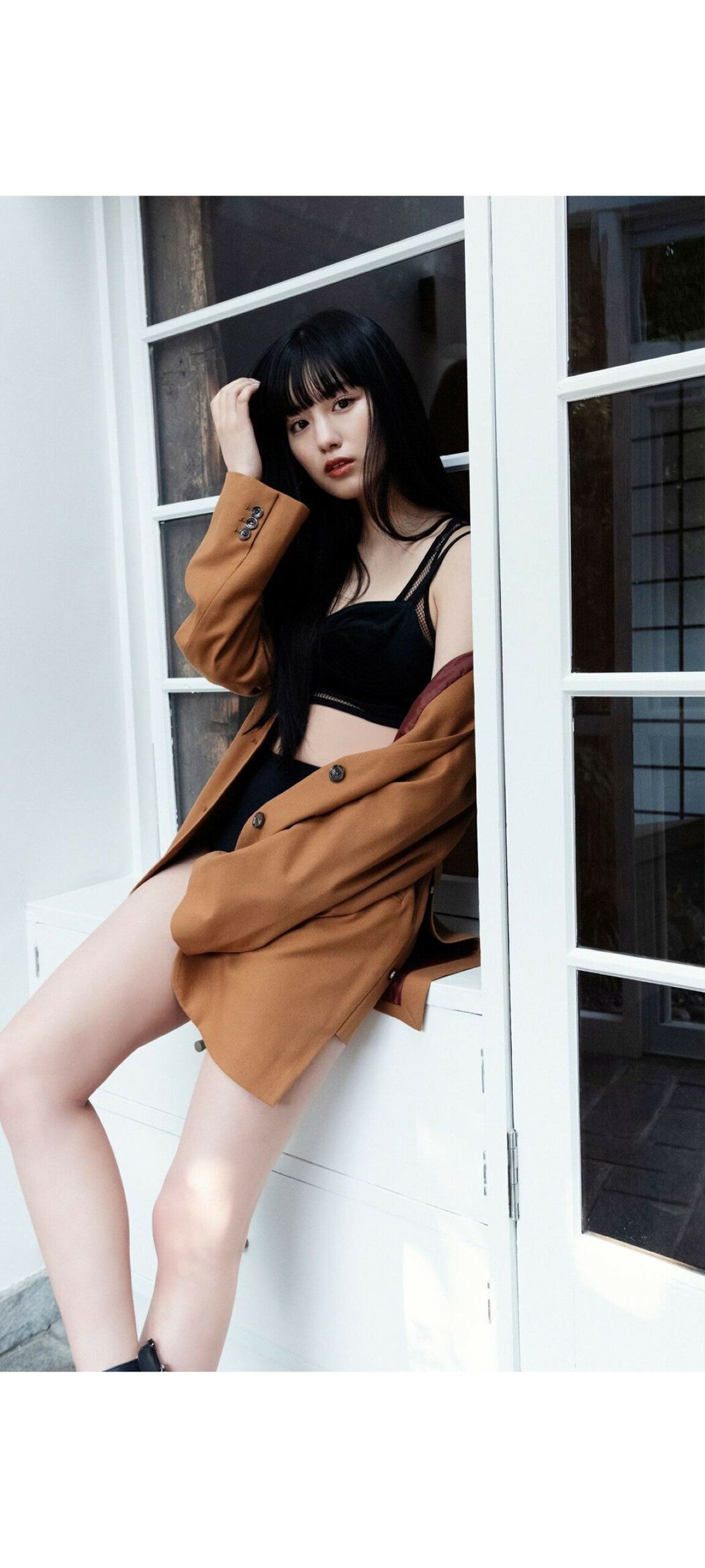 Weekly Photobook 2020-12-07 Noa Tsurushima 鶴嶋乃愛 – A natural actress 生まれながらにして女優