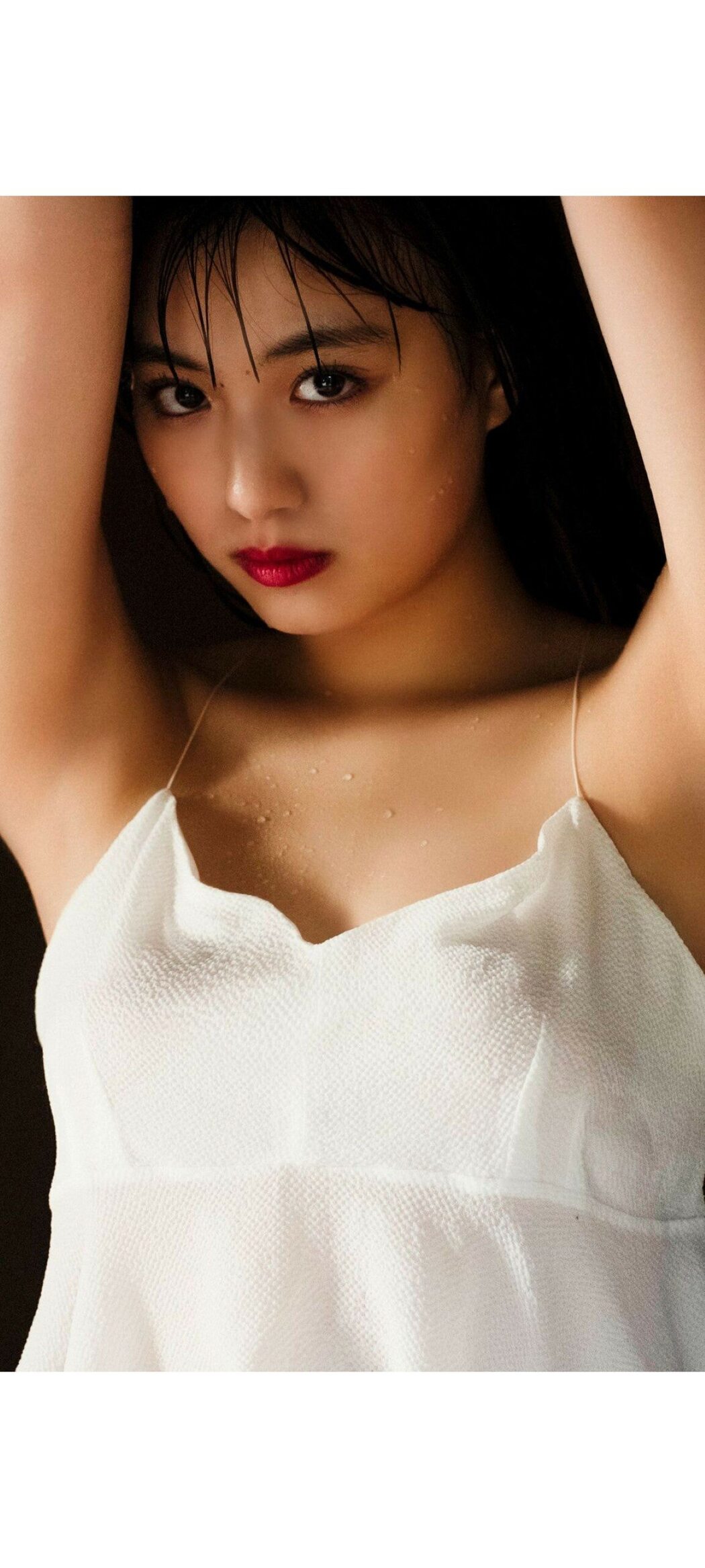 Weekly Photobook 2020-12-07 Noa Tsurushima 鶴嶋乃愛 – A natural actress 生まれながらにして女優