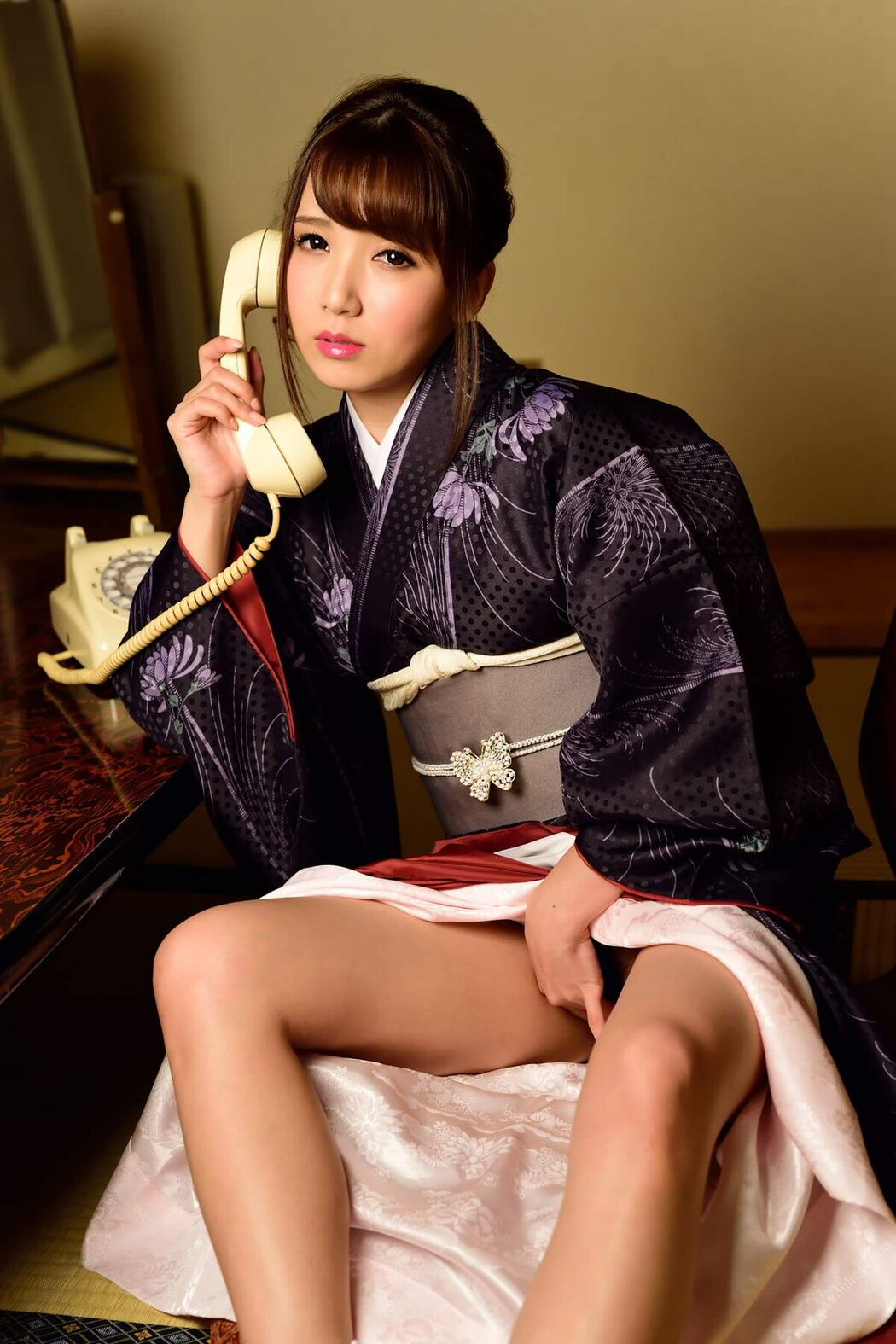 Weekly Playboy Photo Book Marina Shiraishi 白石茉莉奈 x Ayaka Tomoda 友田彩也香 Sequence 014 Part2