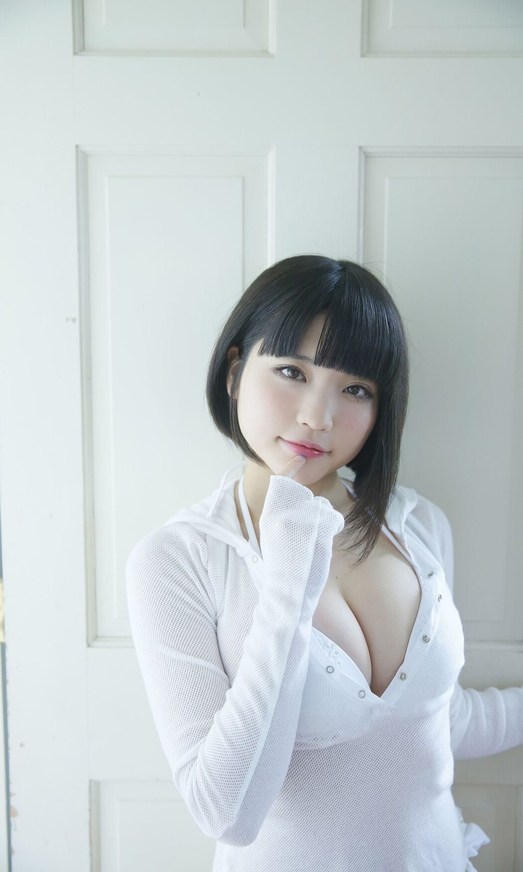 Weekly Photobook 2016-07-29 Nagi Nemoto 根本凪 – Plastic Doll In Love