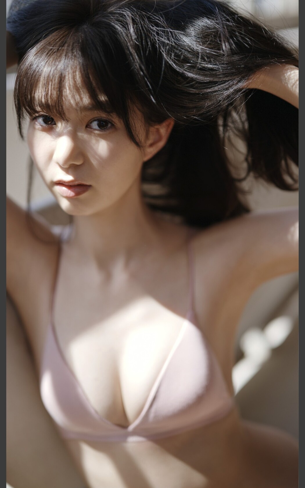 Weekly Photobook 2022-04-25 Riko Matsudaira 松平璃子 – 8 Head Body With Micro Small Face
