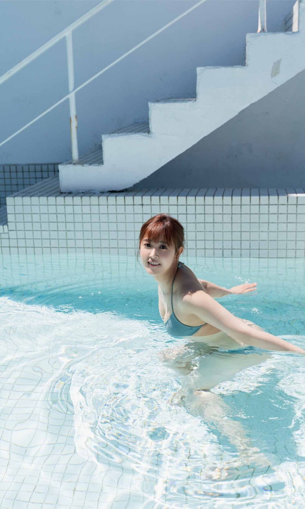 Weekly Photobook Hikaru Yamamoto 山本ひかる – Mysterious Eyes