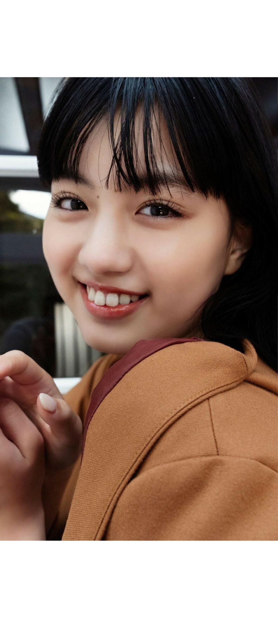 Weekly Photobook 2020-12-07 Noa Tsurushima 鶴嶋乃愛 – A natural actress 生まれながらにして女優