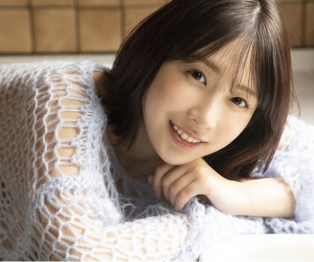Weekly Photobook Mio Minato 水湊みお – Summer scent 夏の匂い 2022-07-11