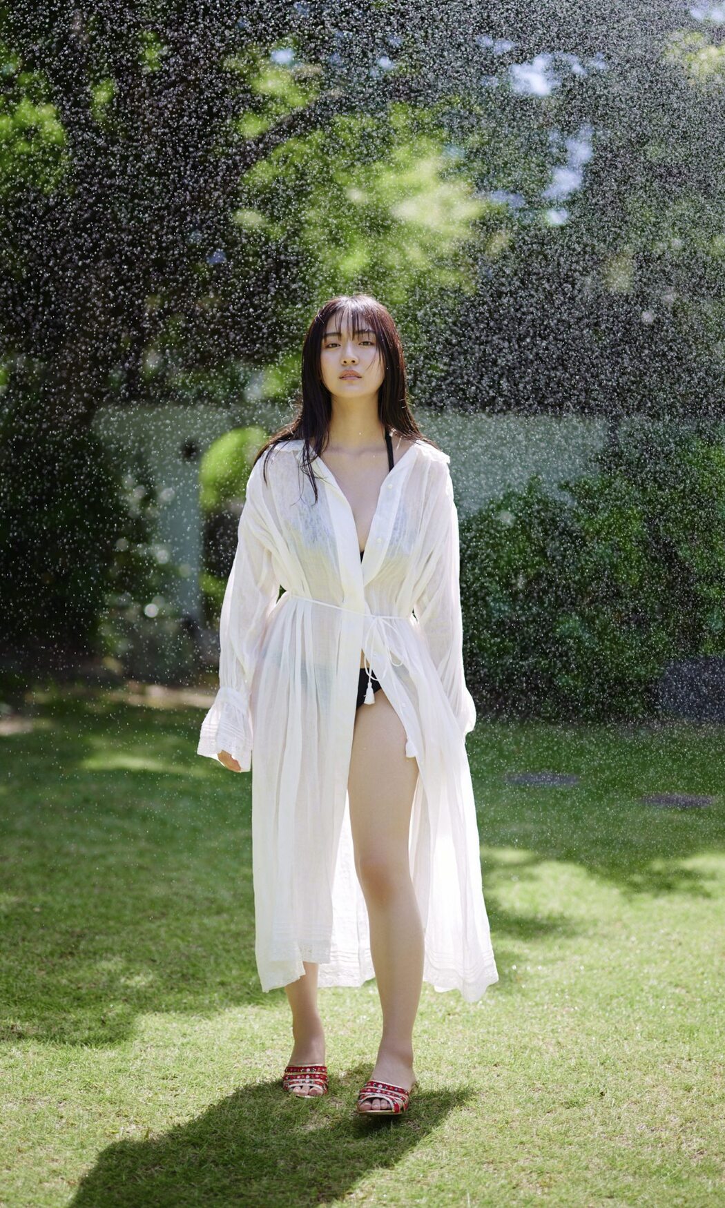 Weekly Photobook Runa Toyoda 豊田ルナ – The magic of summer 夏の魔法 2022-08-08
