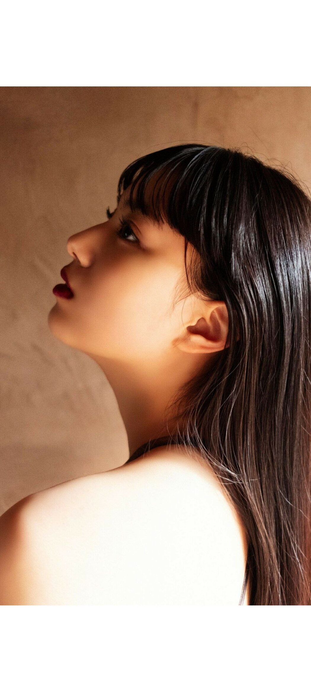 Weekly Photobook 2020-12-07 Noa Tsurushima 鶴嶋乃愛 – A natural actress 生まれながらにして女優