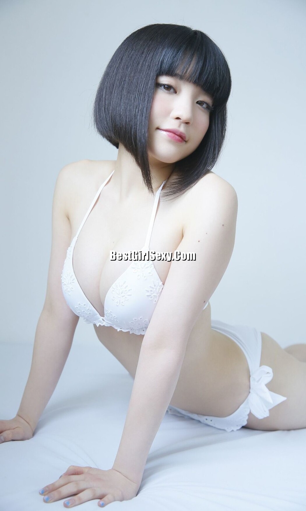 Weekly Photobook 2016-07-29 Nagi Nemoto 根本凪 – Plastic Doll In Love