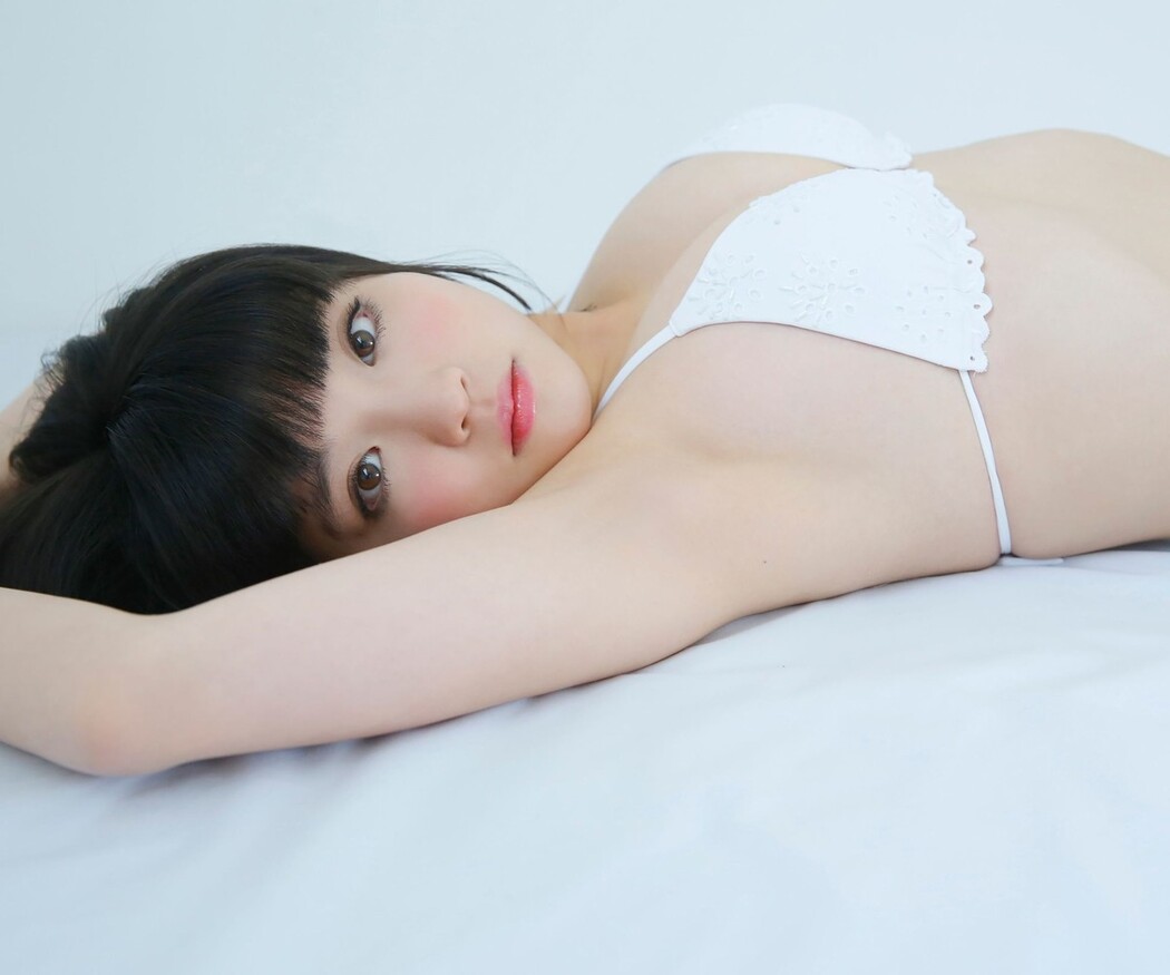 Weekly Photobook 2016-07-29 Nagi Nemoto 根本凪 – Plastic Doll In Love