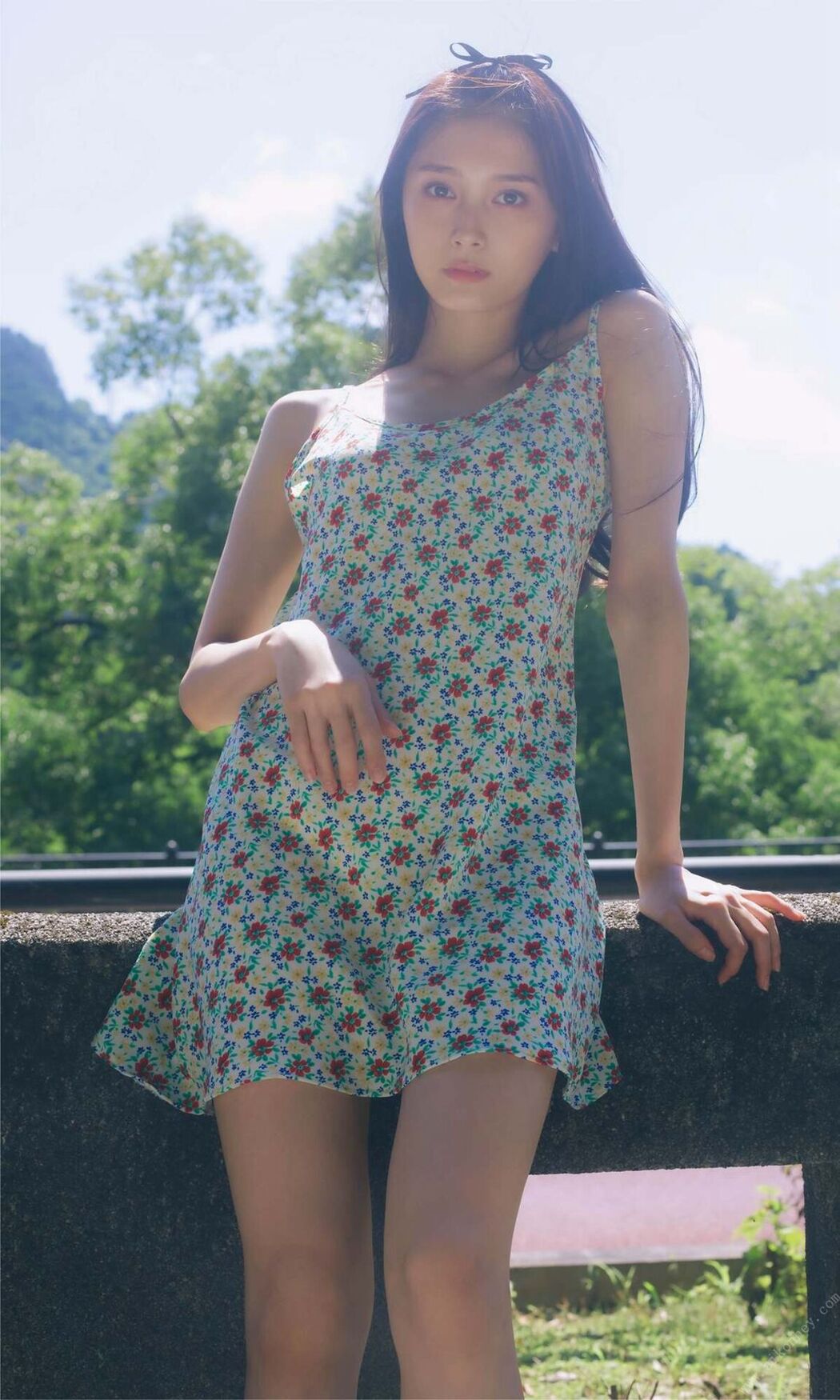 Weekly Playboy Photo Book 2022.08.29 Rina Koyama 小山璃奈 – Red Flower