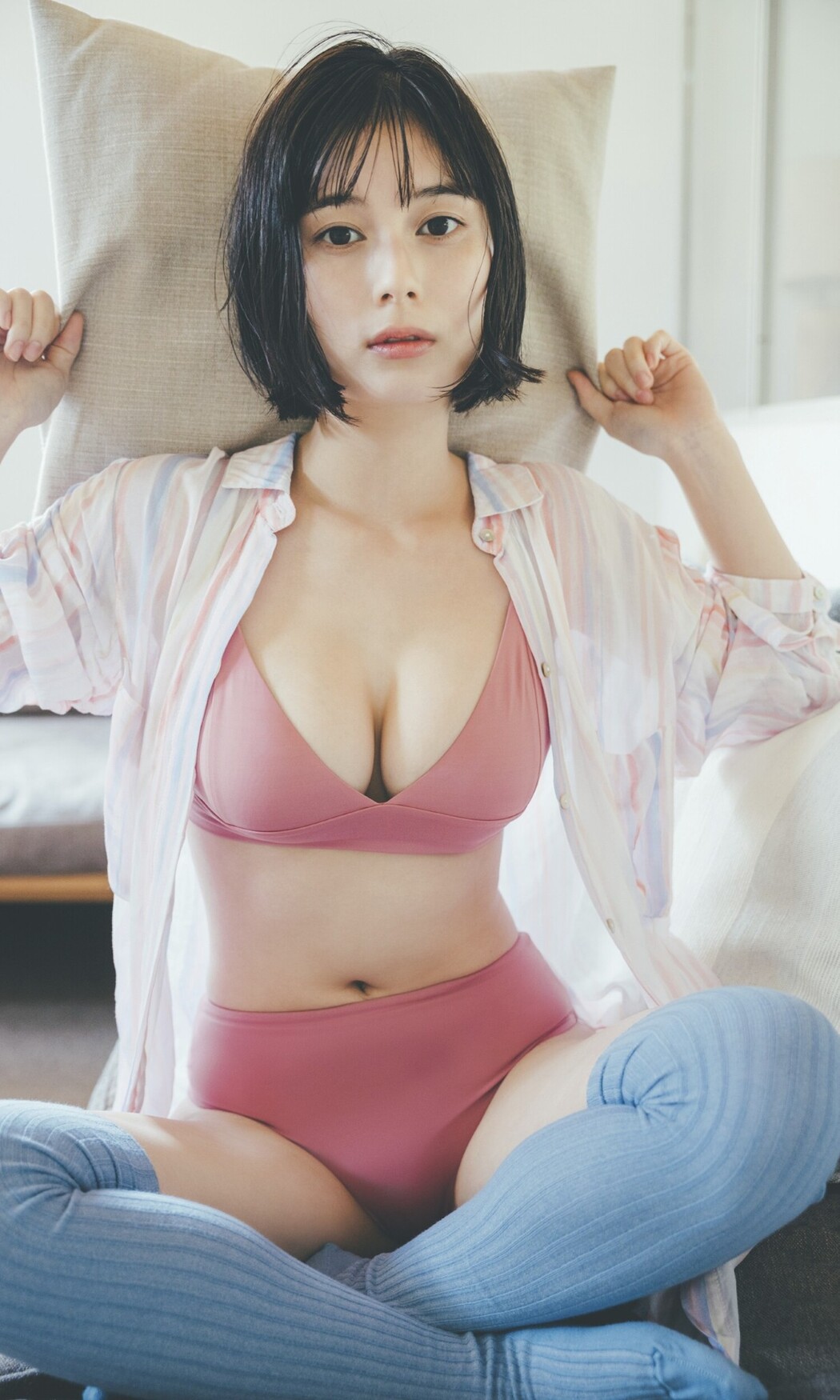 Weekly Photobook Sakurako Okubo 大久保桜子 – Dearest