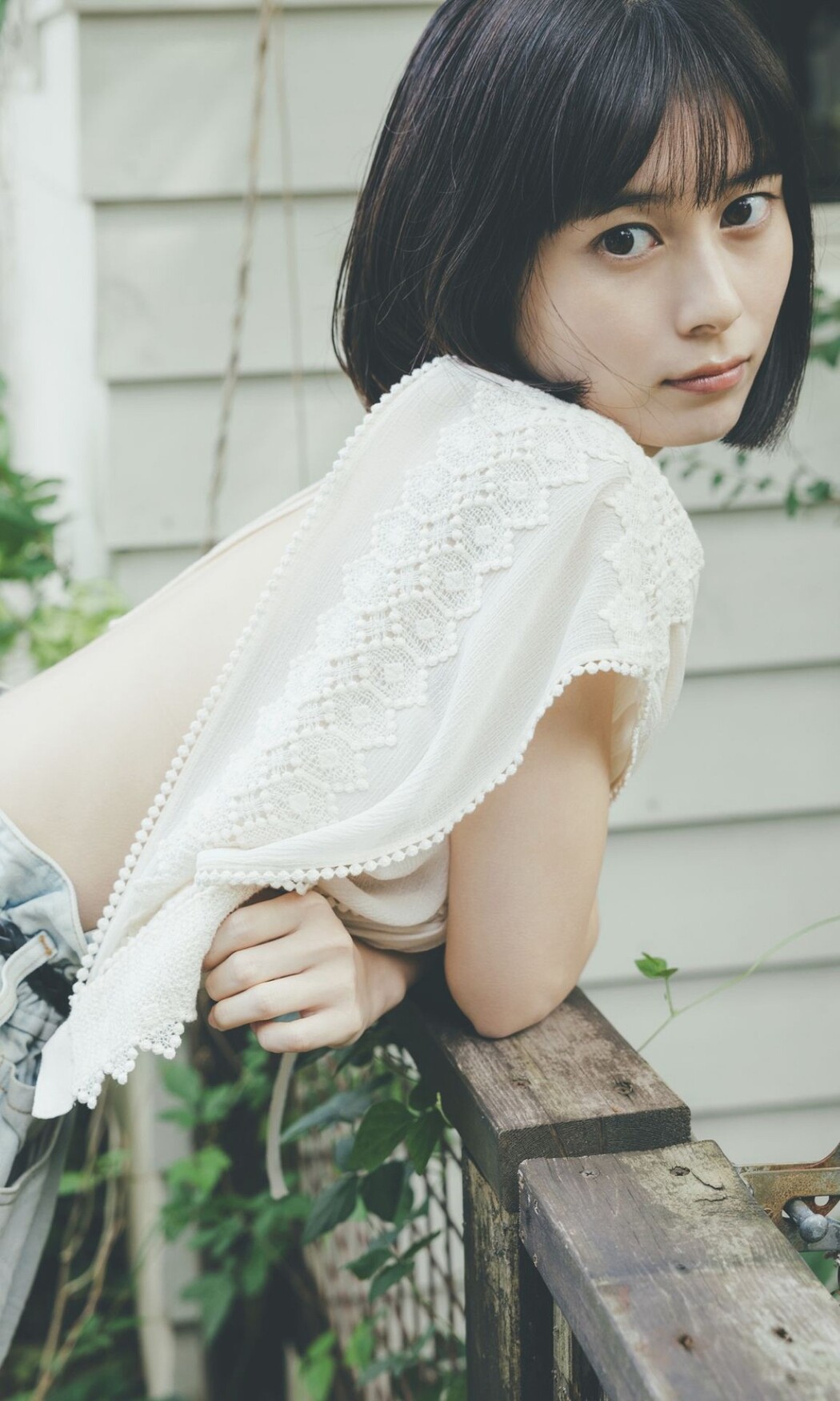Weekly Photobook Sakurako Okubo 大久保桜子 – Dearest
