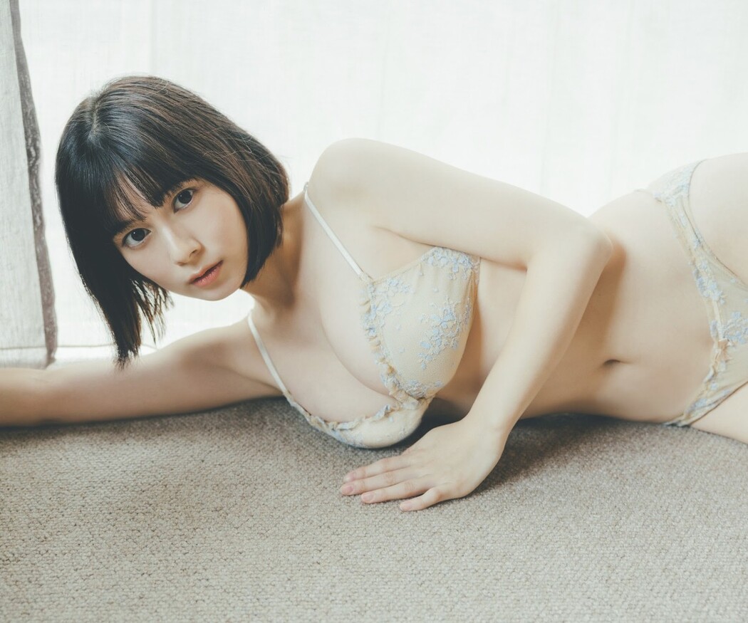 Weekly Photobook Sakurako Okubo 大久保桜子 – Dearest