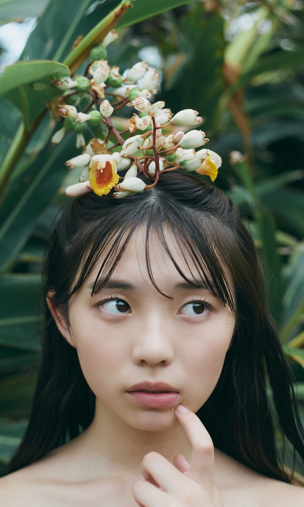 Weekly Photobook 2023-08-07 Hina Kikuchi 菊地姫奈 – Enjoy 18 Year Old Summer Vacation