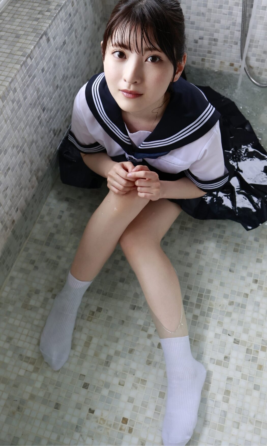 Weekly Photobook Rui Takanashi 小鳥遊るい – Tickle くすぐる 2022-07-04