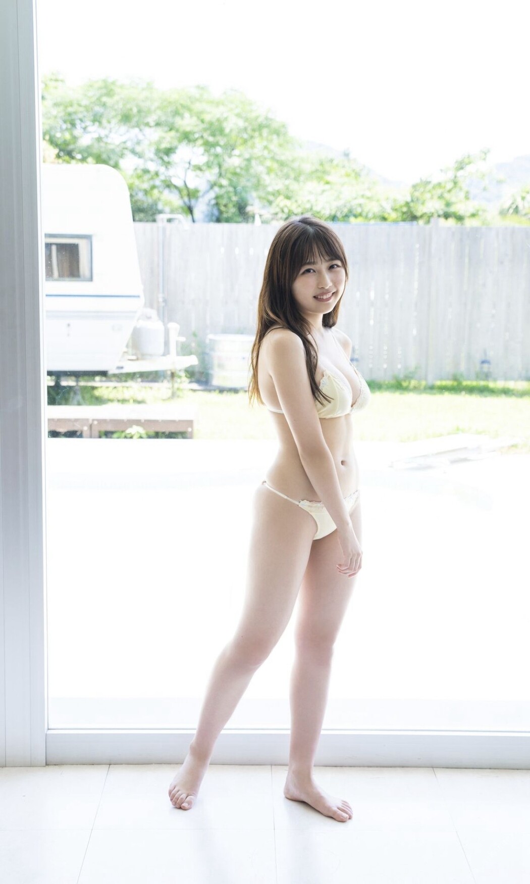 Weekly Photobook 2022-10-24 Yuka Natsumi 夏未ゆうか – Juicy Pop