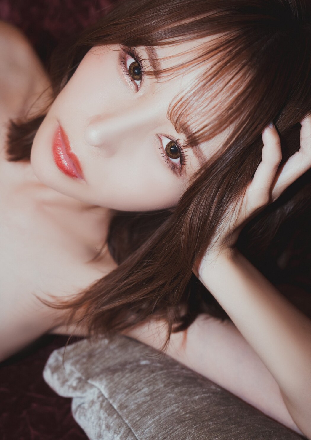 Weekly Photobook Mayuki Ito 伊藤舞雪 – LadyMary 04