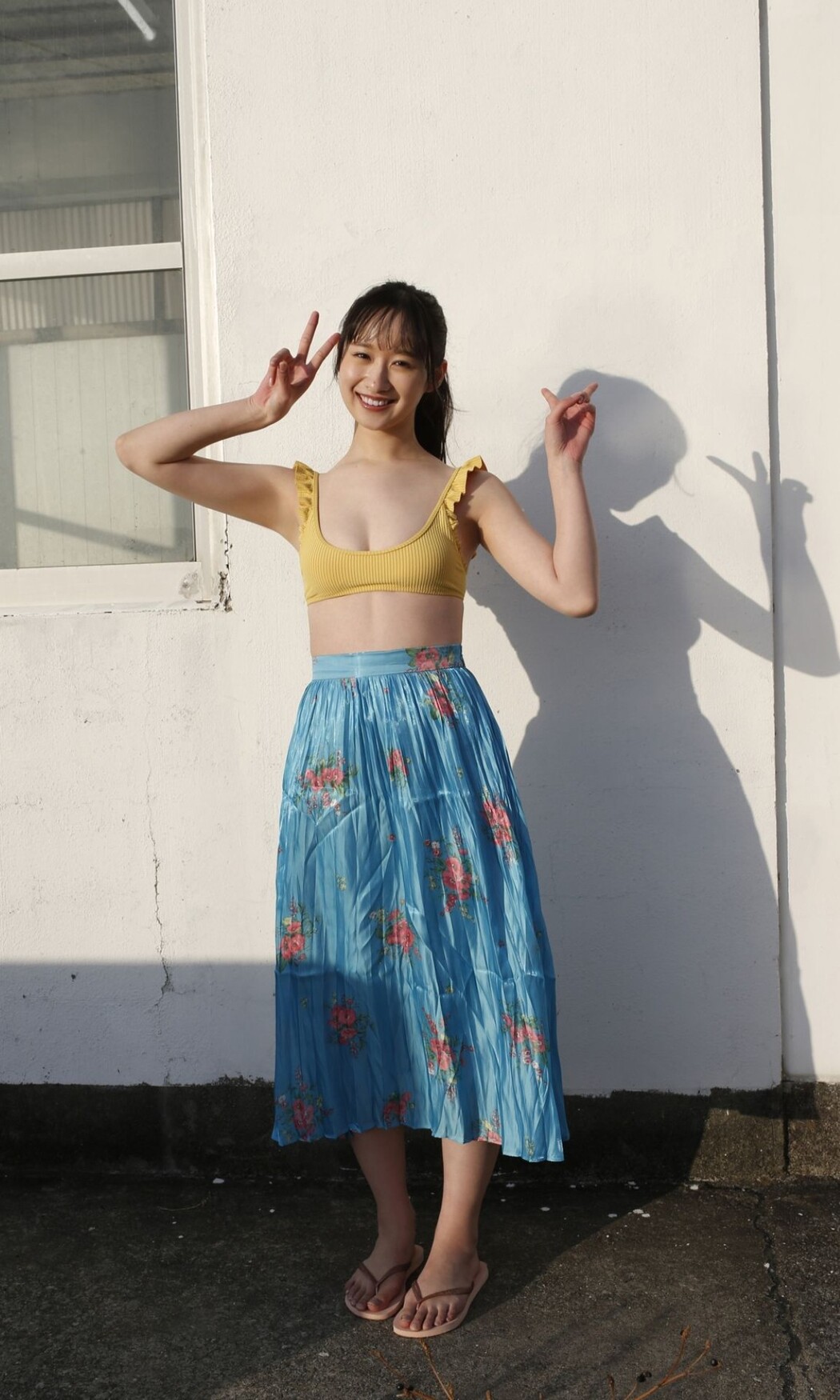 Weekly Photobook Yui Tsuji 辻優衣 – Living In Oita Prefecture A Leisurely Girl
