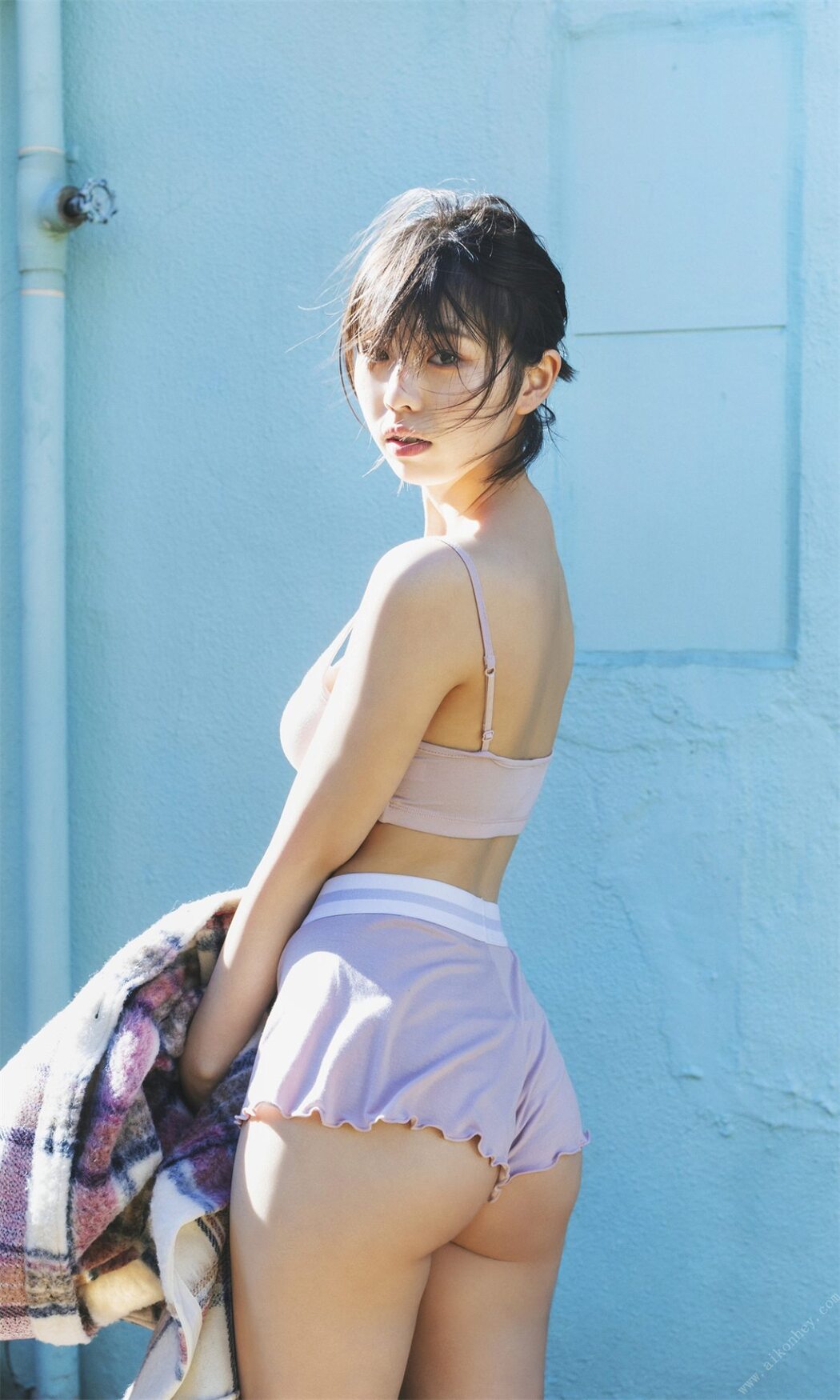 Weekly Photobook 2022-03-14 Hina Kikuchi 菊地姫奈 – Harumeku, honomeku 春めく、ほのめく